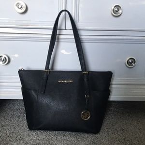 Michael kors medium jet set bag